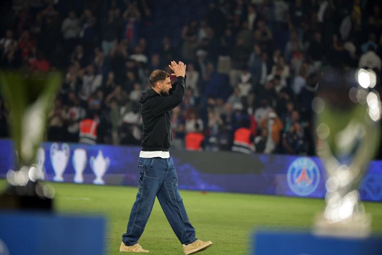 监坎波斯谈, 引援将与教, 此外