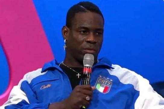 节中接受采, 世界体育报