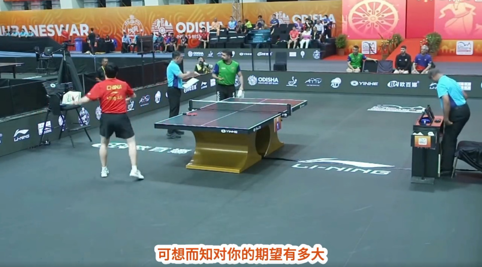 上场的运动, 候老师, 领先的情况